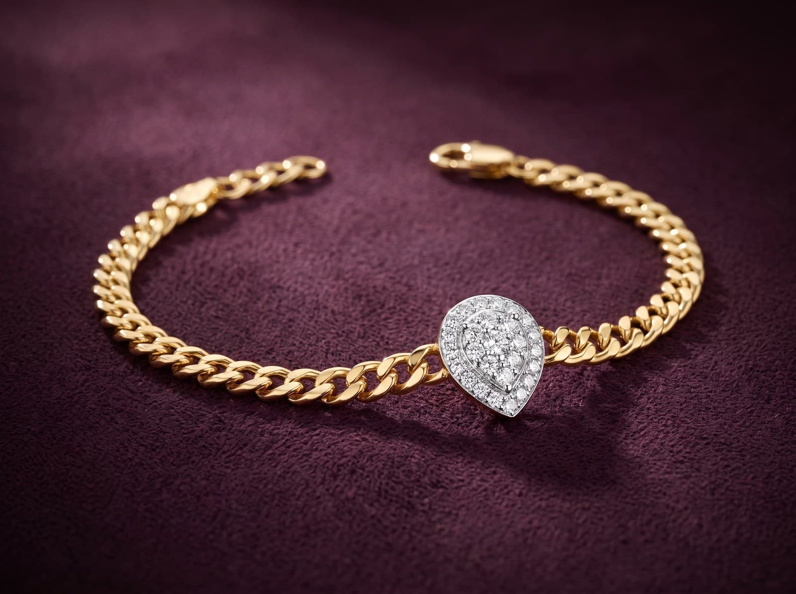 Qurb · Classic Gourmet Pear-Shape Diamond Bracelet