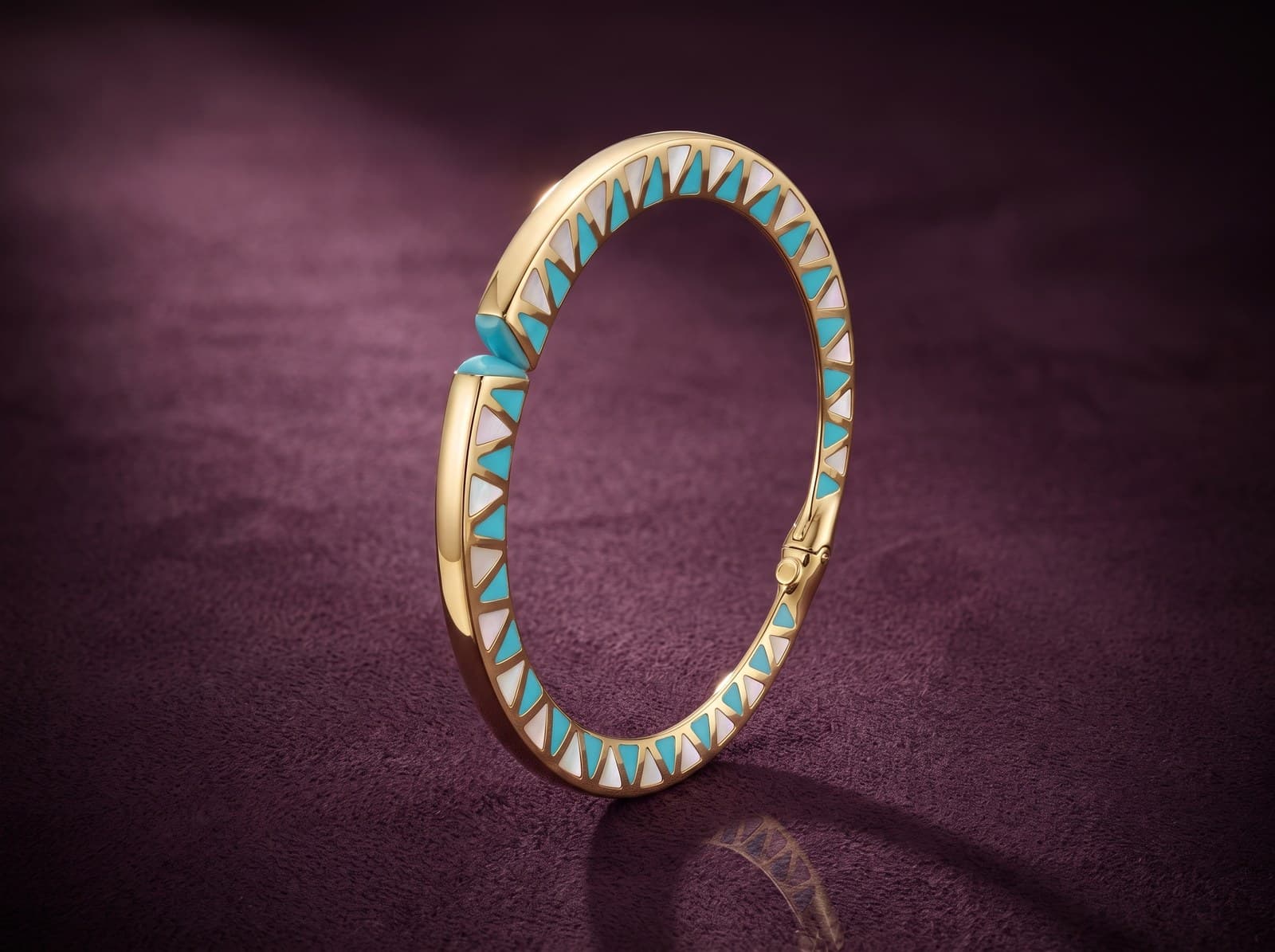 Hikma · Dual Tone Triangle Pattern Gold Bracelet — studio