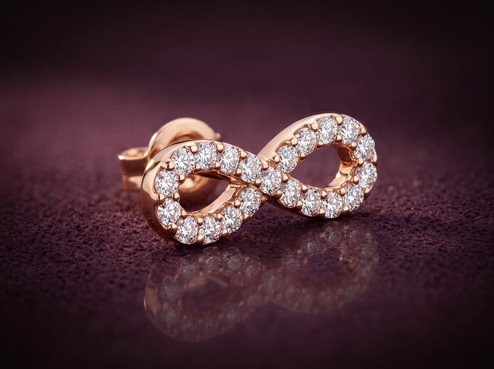 Rafraf · Infinity Stud Diamond Earring — studio