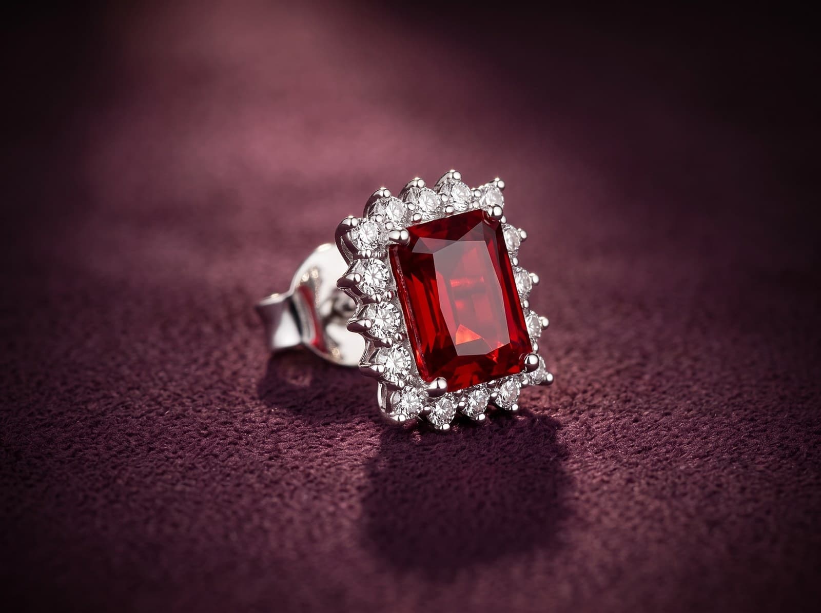 Lahn · Stunning Framed Rectangle Stone Diamond Earring