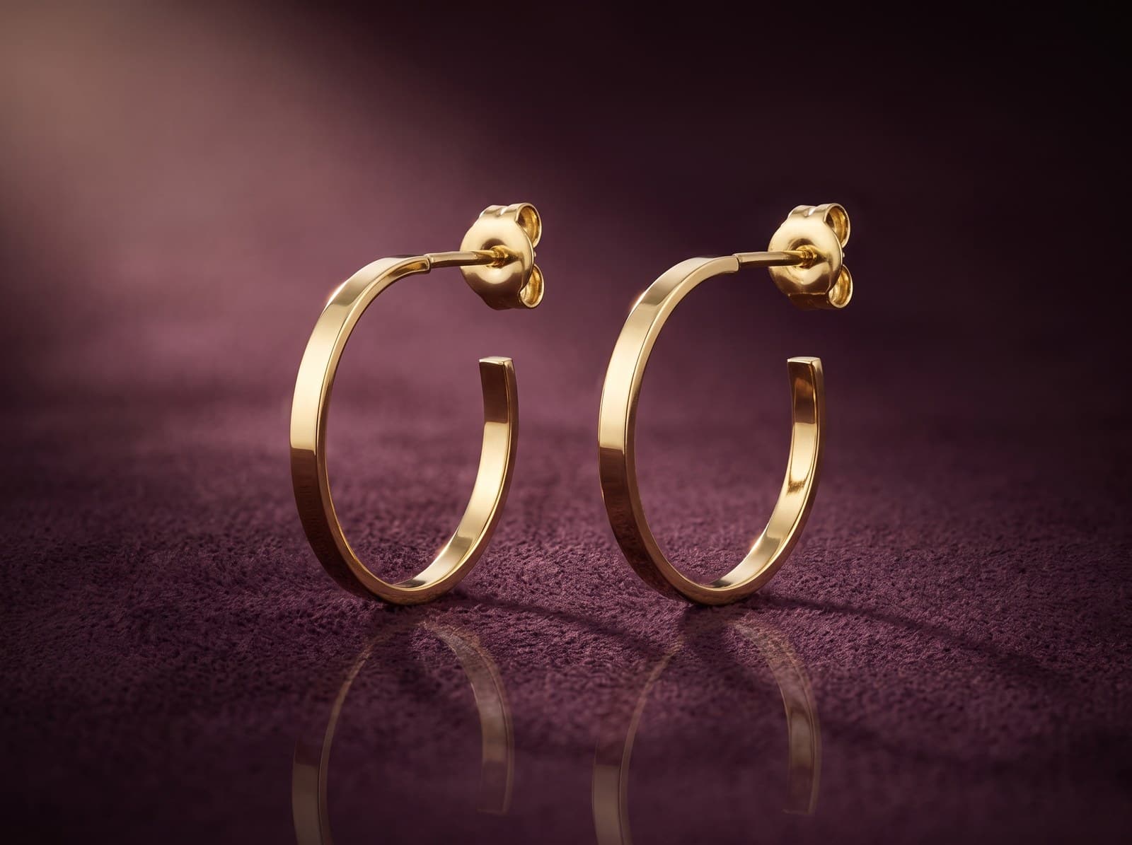 Isharah · Sharp Edge Open Hoop Stud Gold Earring — studio