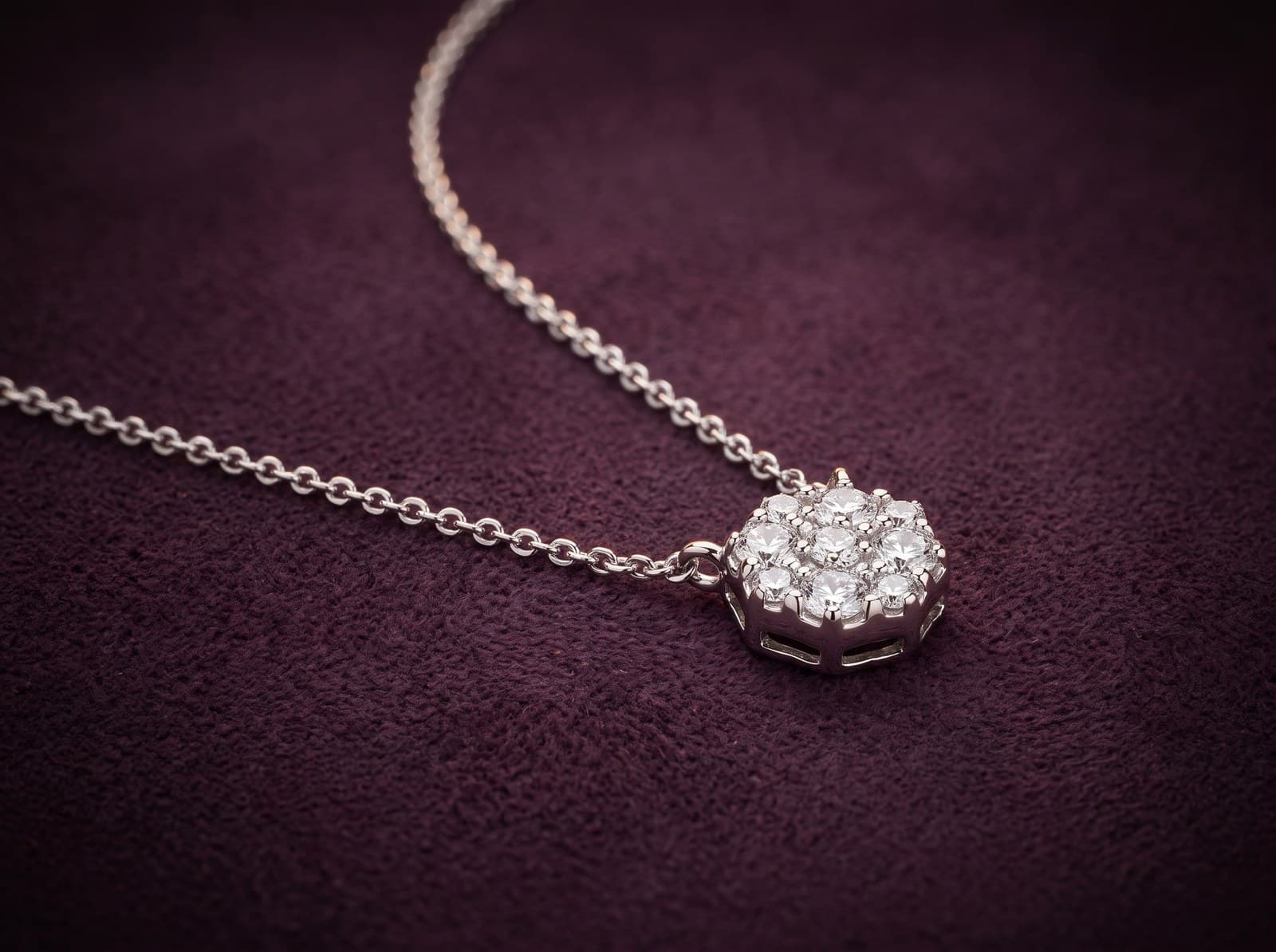 Najma · Curved Square Diamond Necklace