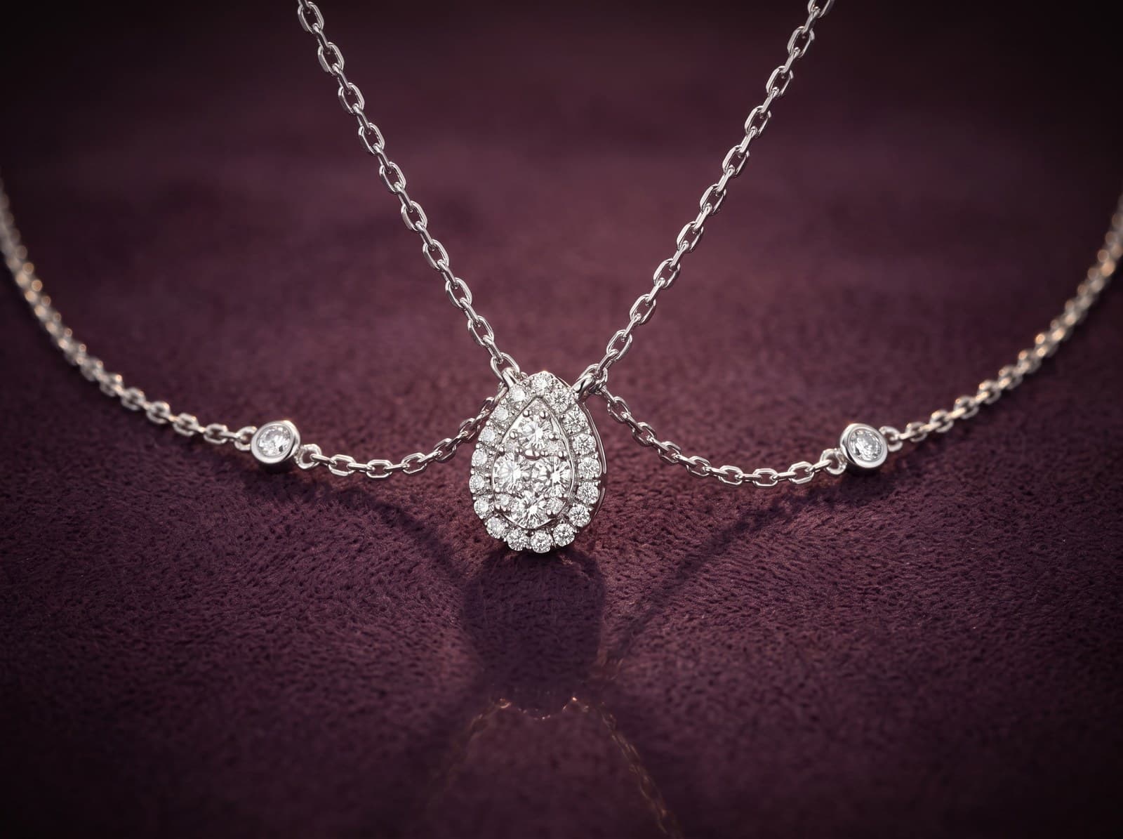 Nujoom · Sparkling Framed Pear Diamond Necklace