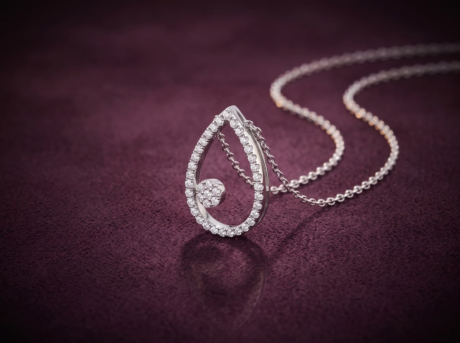 Nasma · Open Pear Shape Diamond Necklace — studio