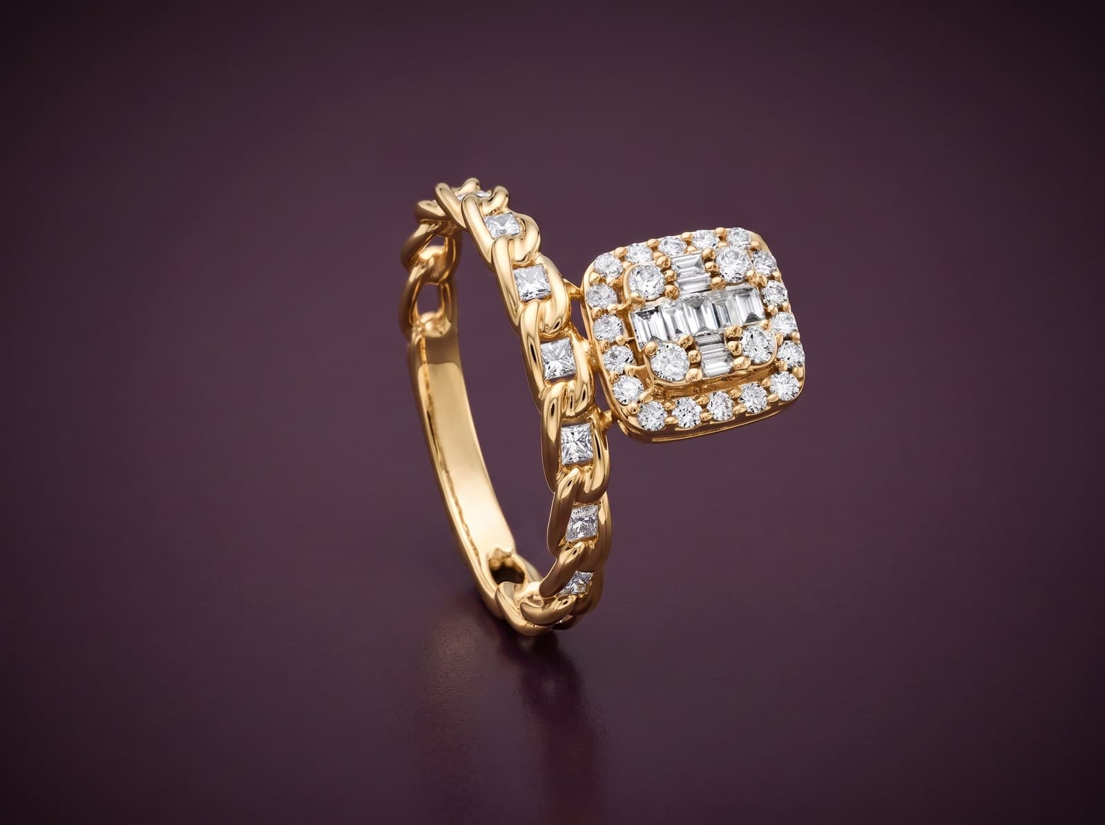 Qamra · Gourmet Band With Attached Squared Stones Diamond Ring