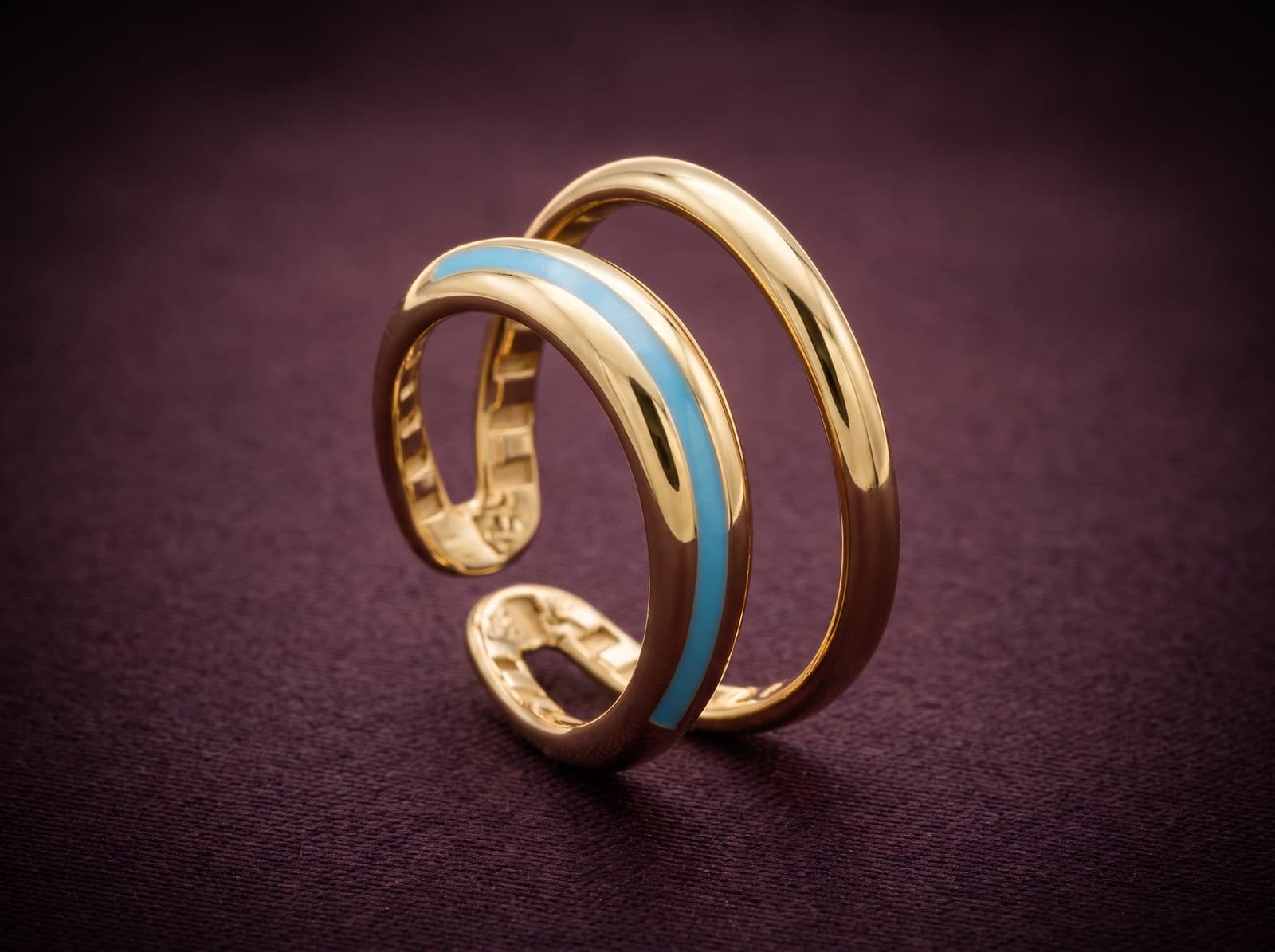 Batoul · Parallel Open Circle Gold Ring